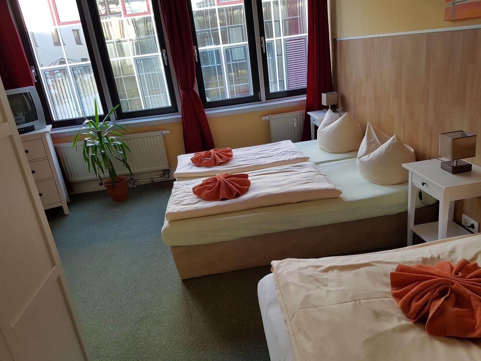 Pension Schlafgut Leipzig Exterior photo